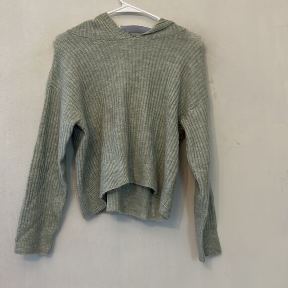 Chloe + Cyrus girls sage green hooded long sleeve sweater Size L New - Picture 4 of 9